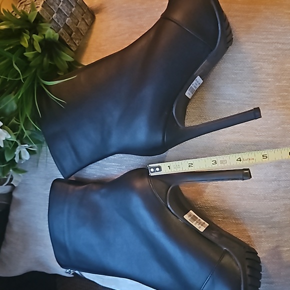 NWT CHARLOTTE RUSSE BOOTS - Picture 13 of 13